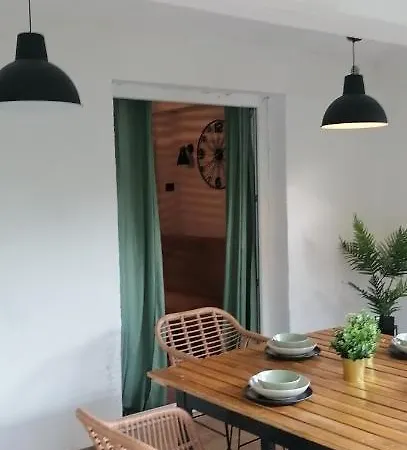 Rustic * ויר